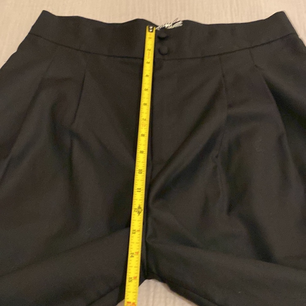 LILI SIDONIO YOUNG LADIES WOVEN PLEATED BLACK PANTS . Size L . New - Picture 6 of 9